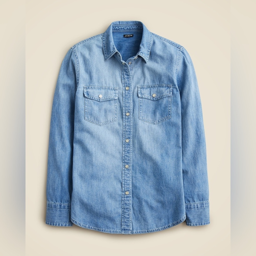 J. Crew Wren slim western chambray shirt in Callie wash
Size 6 petite